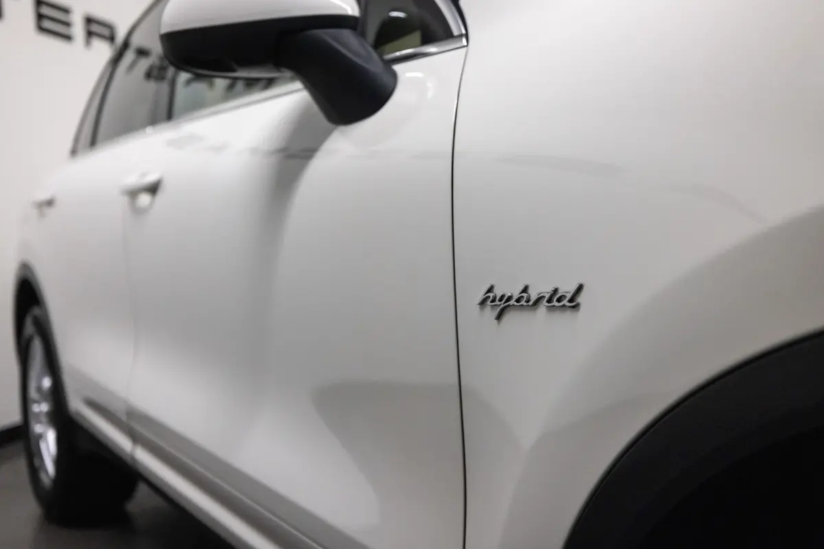 3.0 S Hybrid Btw auto, Fiscale waarde € 8.000,- (€ 28.884,30 Ex B.T.W) DEALER AUTO Dealer auto