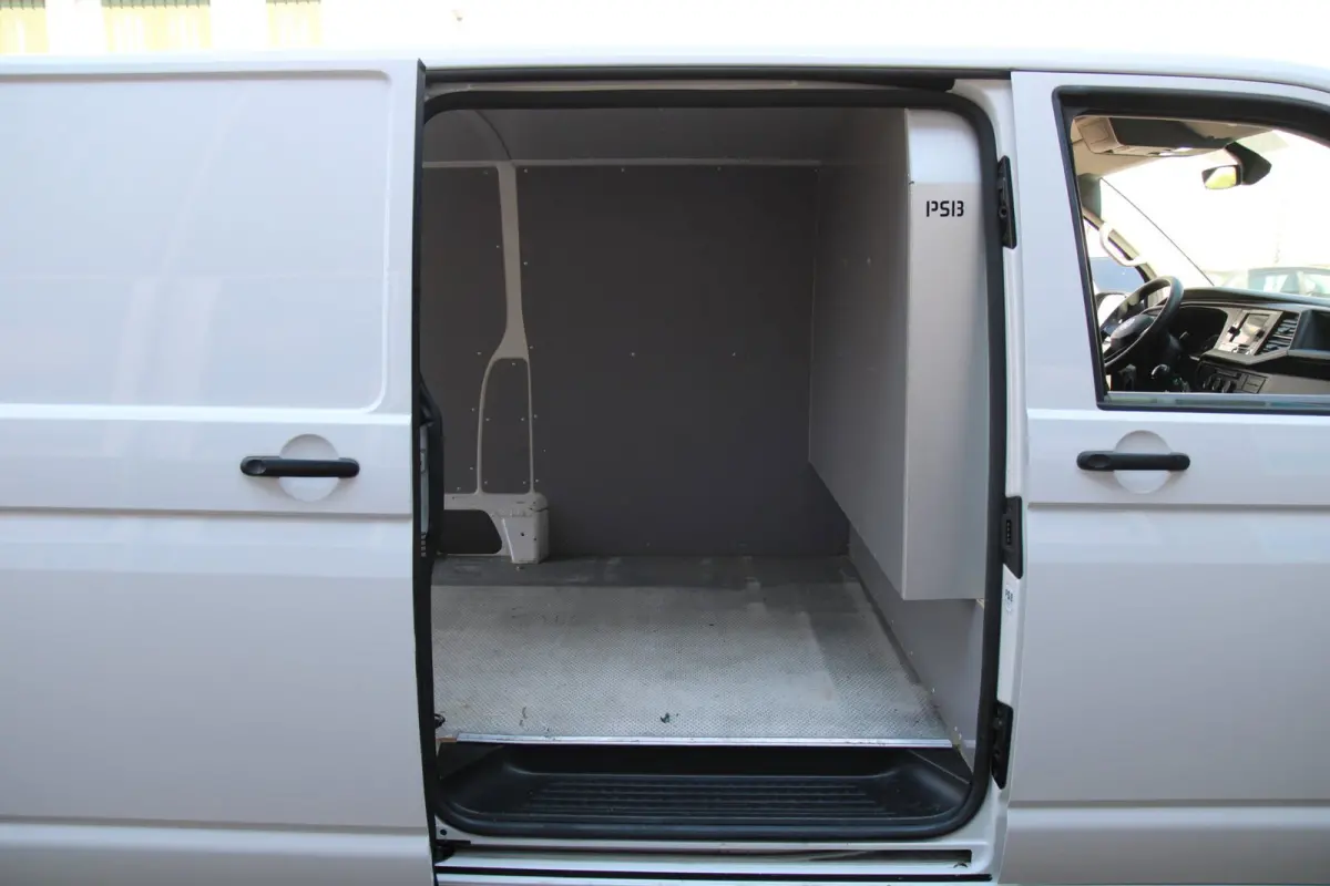 2.0 TDI L2H1 Trendline / App connect / Cruise / Verwarmde voorruit