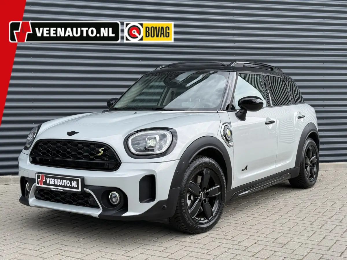2.0 Cooper SE ALL4 Pano/Camera/H&K