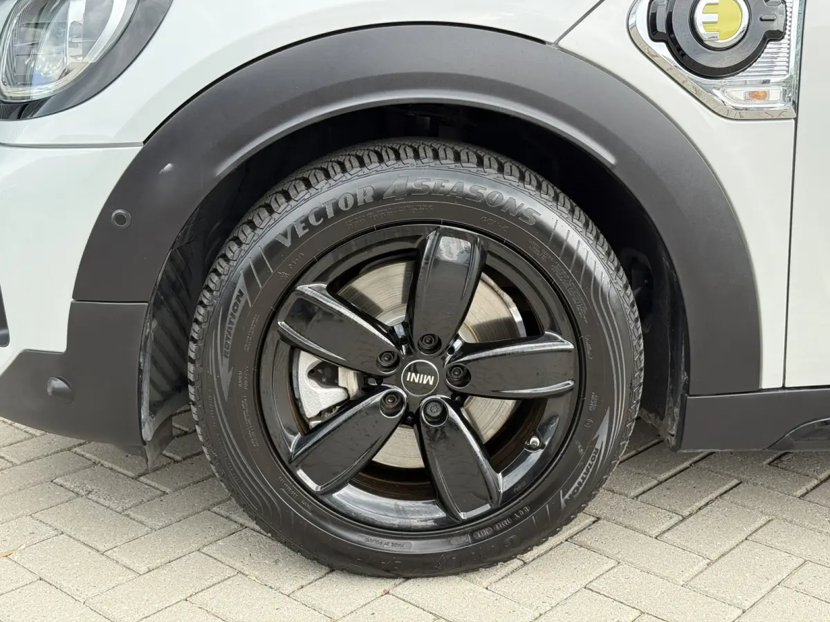 2.0 Cooper SE ALL4 Pano/Camera/H&K