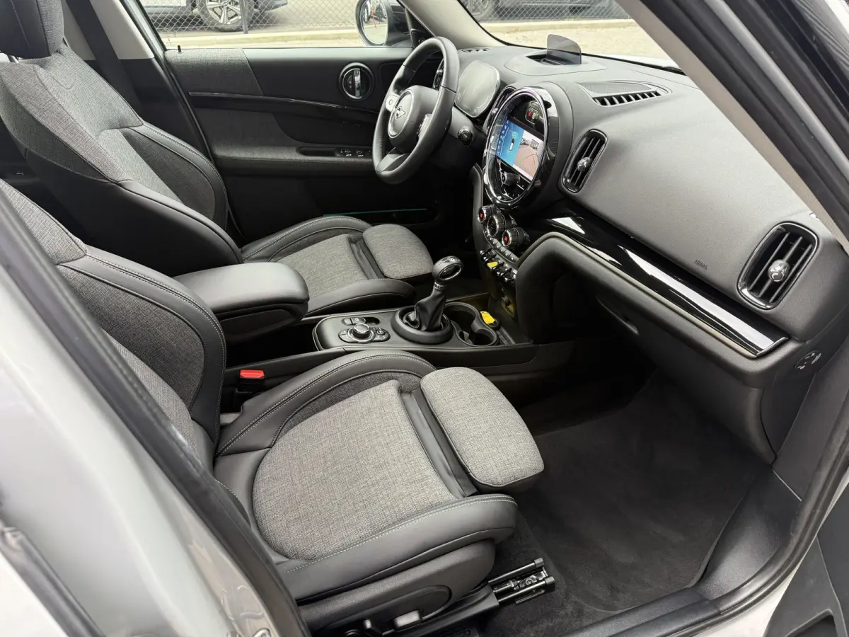 2.0 Cooper SE ALL4 Pano/Camera/H&K