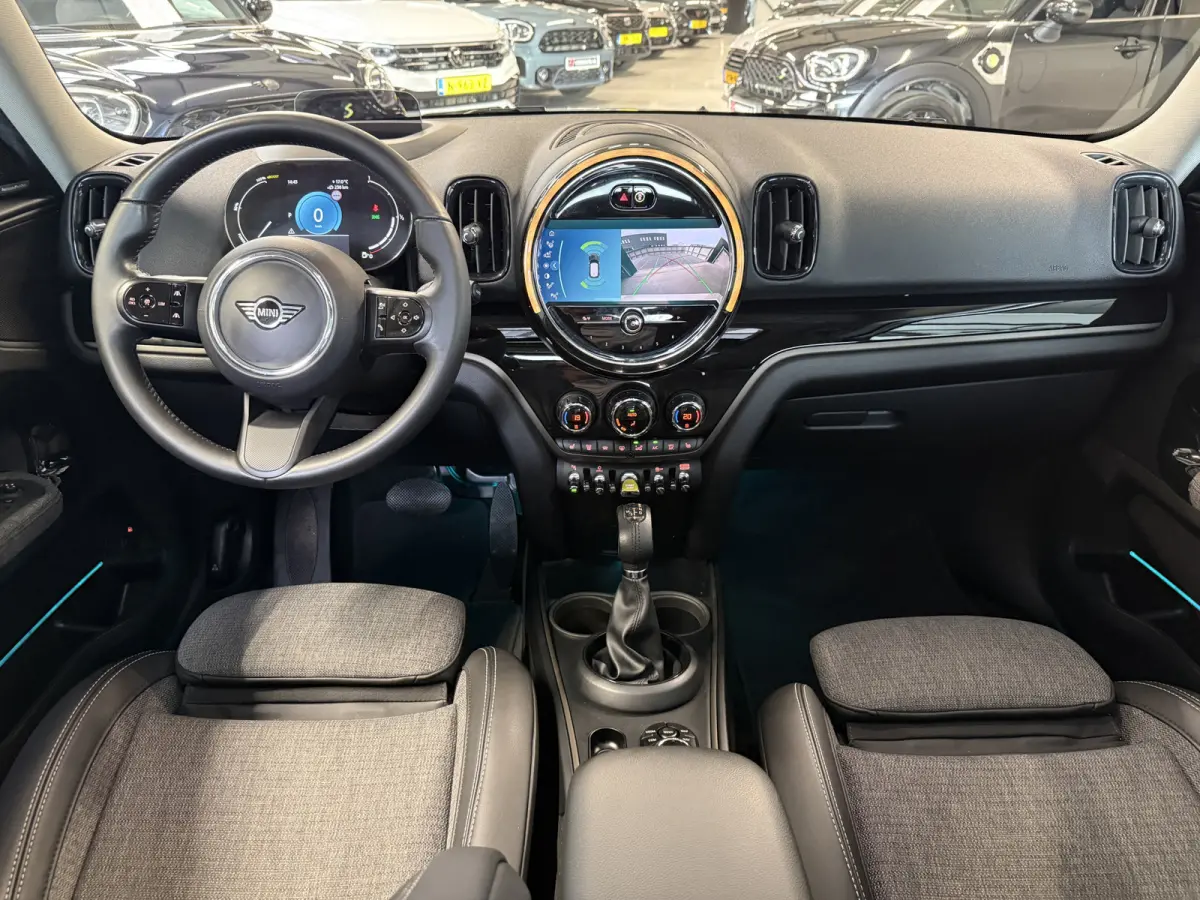 2.0 Cooper SE ALL4 Pano/Camera/H&K