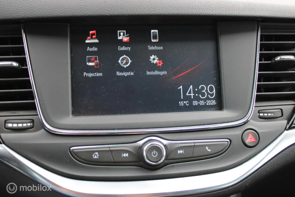 1.2 Design & Tech, Camera, Voor + achter Pdc, App connect, Clima, Dode hoek Detectie, Navi, Cruise, Comfort stoelen, 16 inch Lmv.