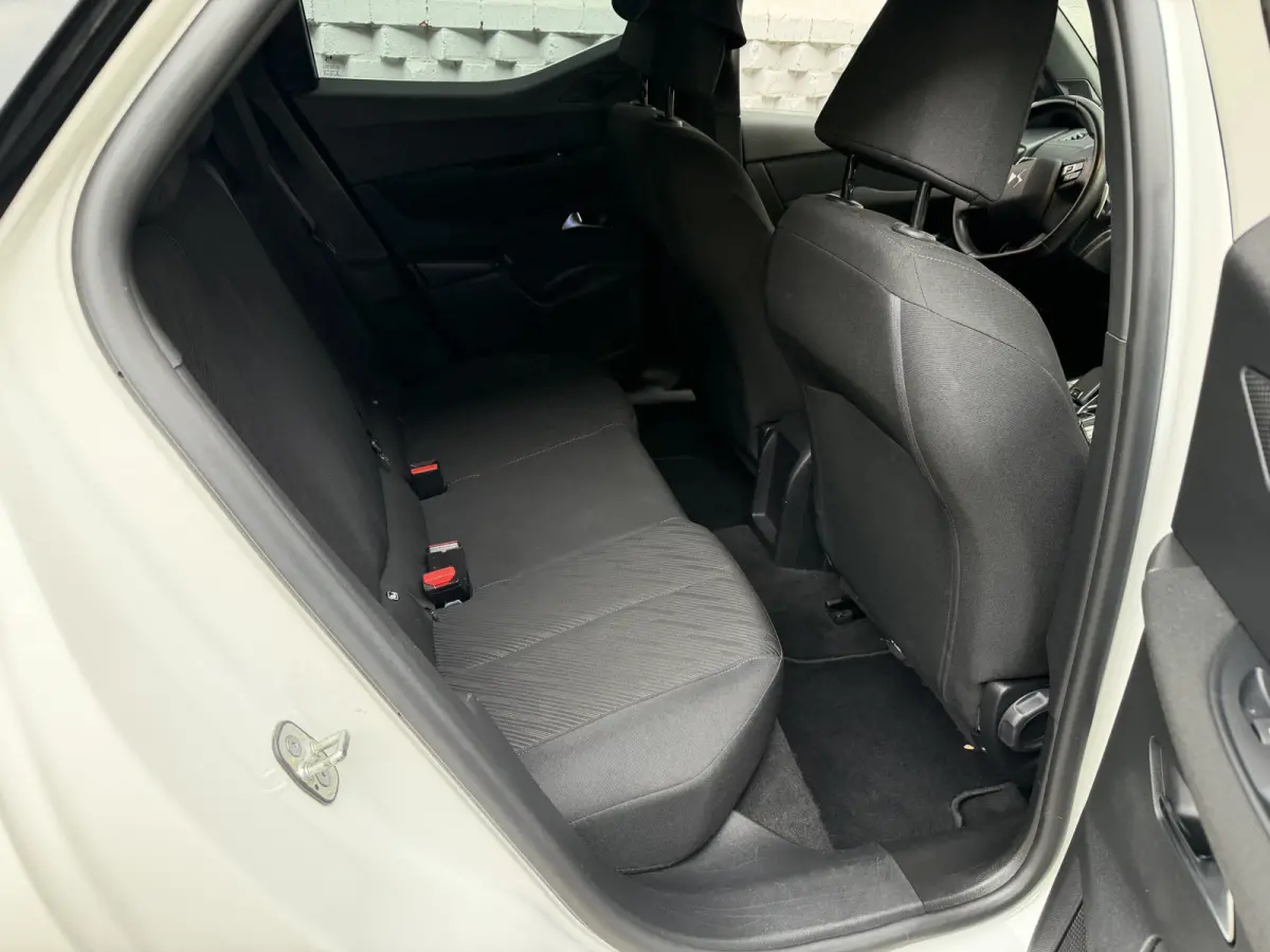 1.2 PureTech Carplay Automaat Onderhoudsboekje