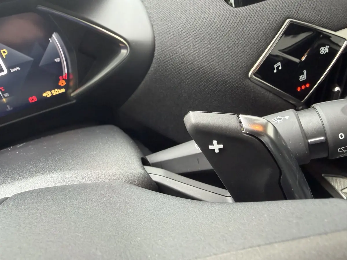 1.2 PureTech Carplay Automaat Onderhoudsboekje
