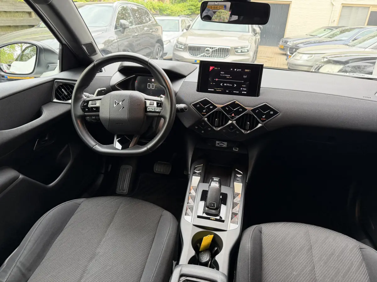 1.2 PureTech Carplay Automaat Onderhoudsboekje