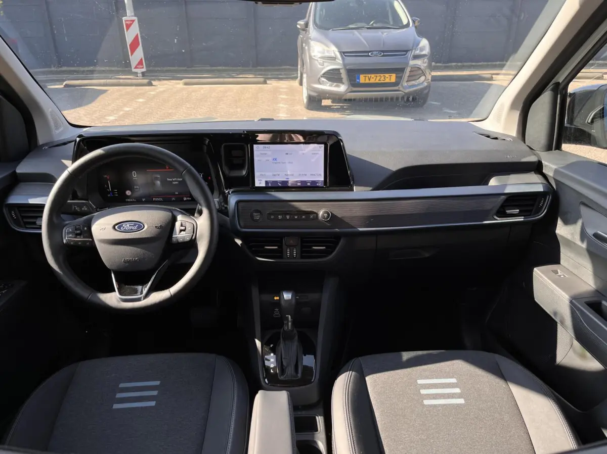 Active 125PK Winterpack Adaptieve Cruise Camera Navi Parkeersensoren Blind-Spot 17'' Velgen Privacy Glass *Compleet*