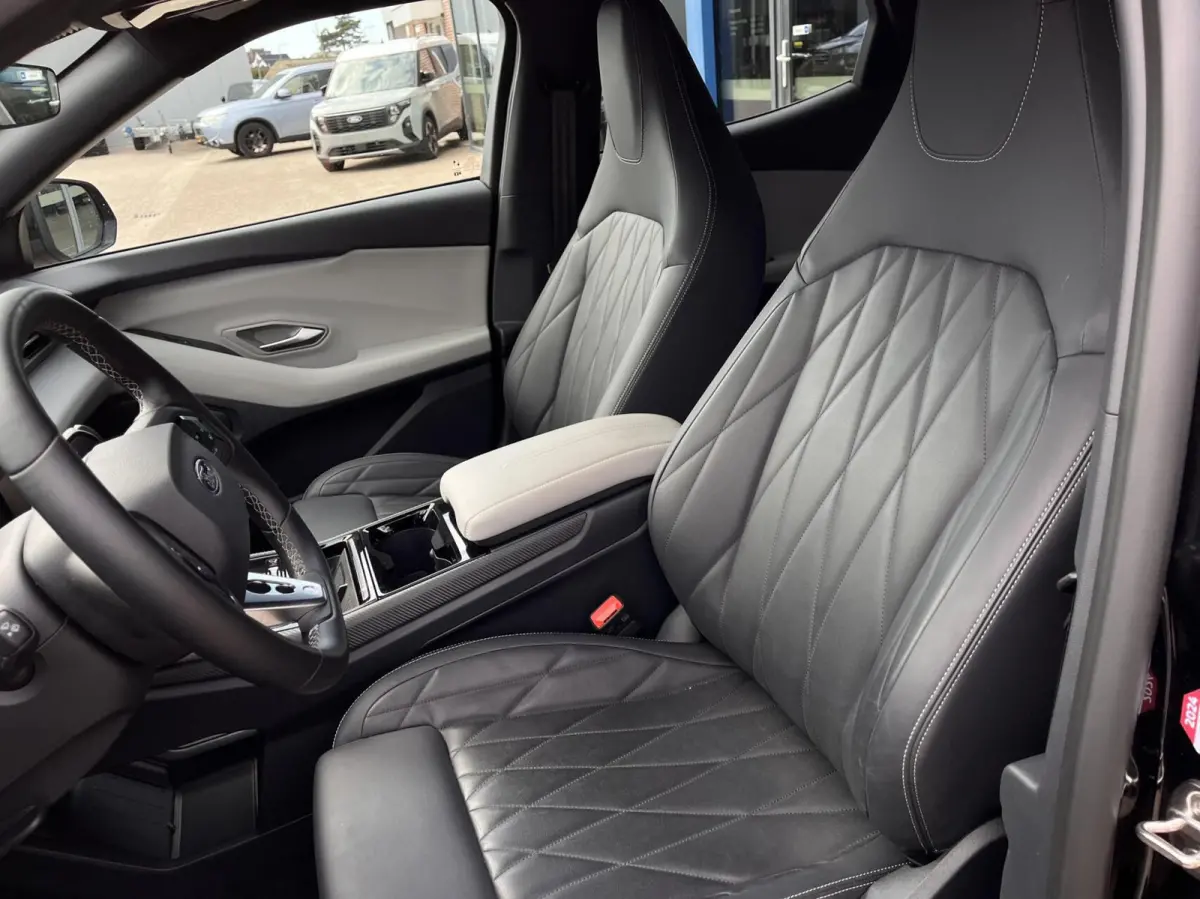 Premium Extended Range RWD 77 kWh Winterpack Adaptieve Cruise 360 Camera Leder Elek. Achterklep Keyless B&O 21'' Velgen Privacy Glass *Nieuwstaat*