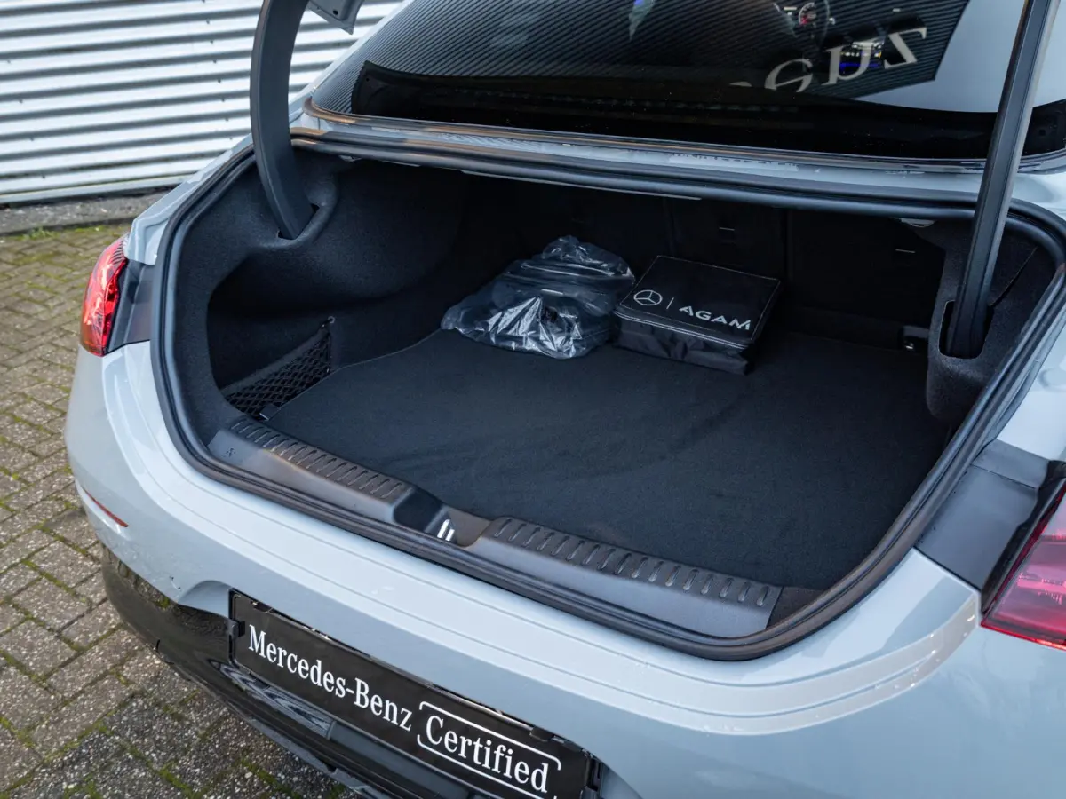 Limousine 250+ Launch Edition 85.5 kWh