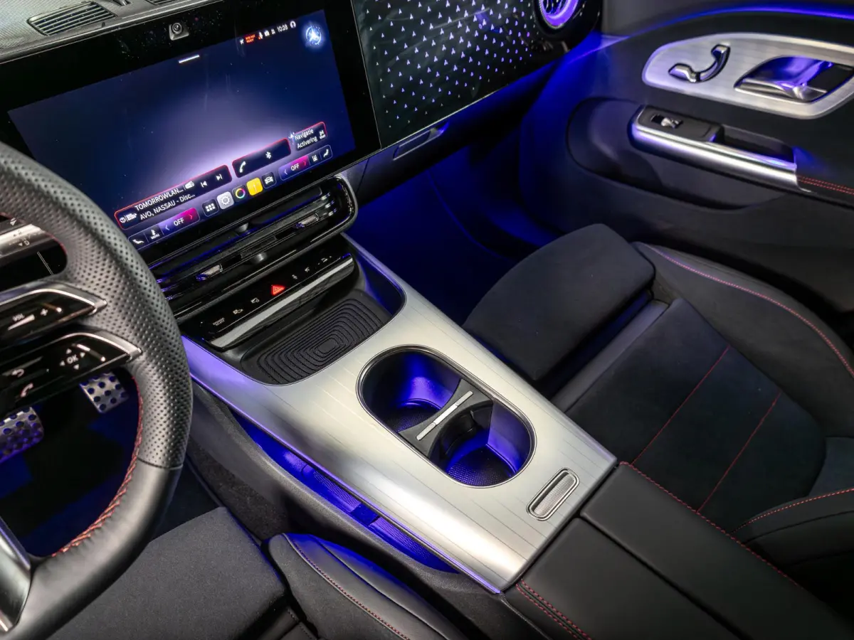 Limousine 250+ Launch Edition