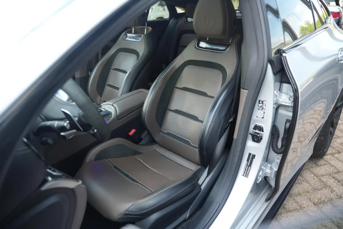 AMG 63 S 4MATIC+ Schuifdak Burmester 3D Carbon Aerodynamics Package Nappa Leder