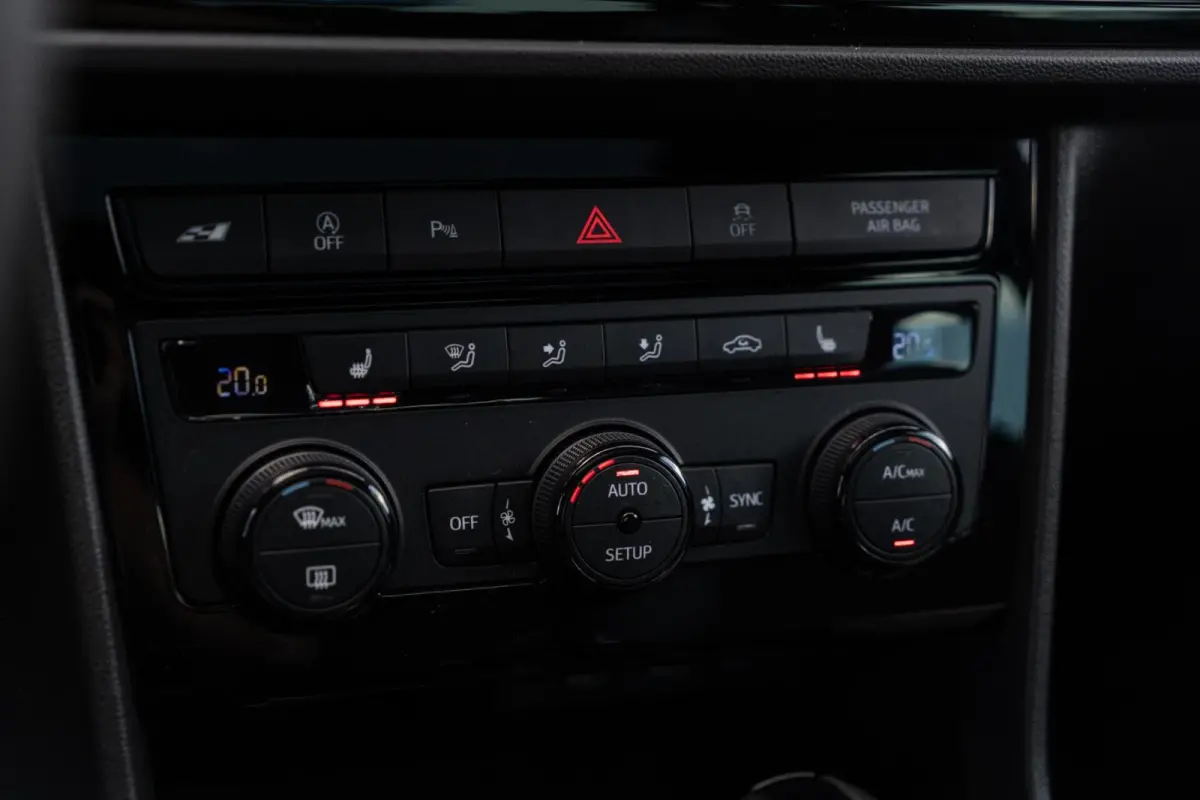 2.0 TSI CUPRA PANO / KLEP / CAMERA