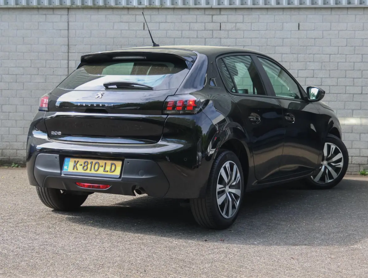 100pk Active | Navigatie | Airco | CarPlay/AndroidAuto | LED | Cruise Control | Parkeersensoren Achter