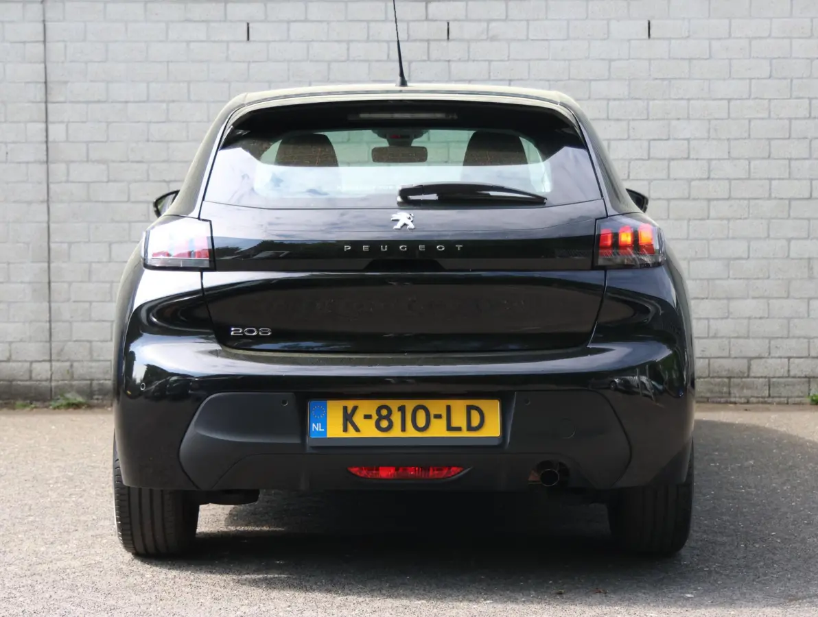 100pk Active | Navigatie | Airco | CarPlay/AndroidAuto | LED | Cruise Control | Parkeersensoren Achter