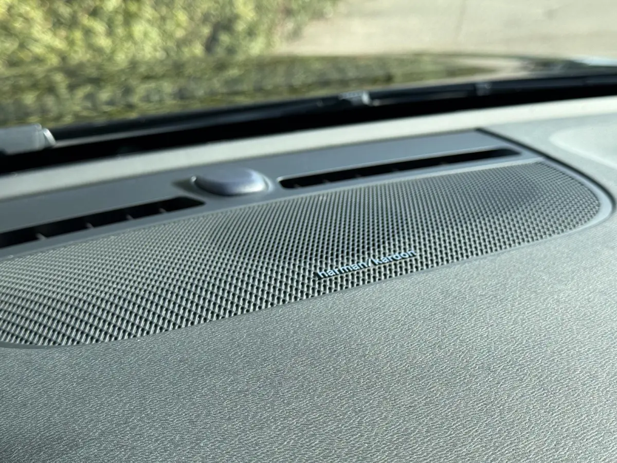 T4 Plug-in hybrid Plus Dark | Trekhaak | H&K Audio | BLIS |  Elektr. stoel