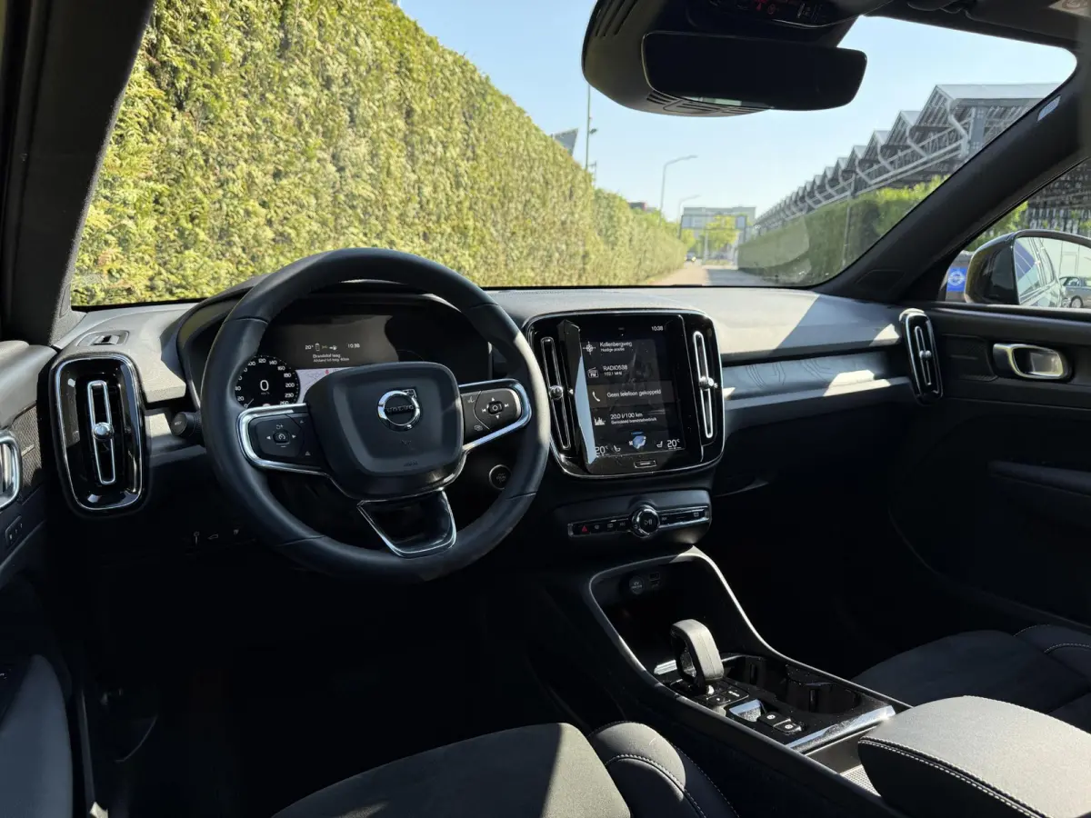 T4 Plug-in hybrid Plus Dark | Trekhaak | H&K Audio | BLIS |  Elektr. stoel