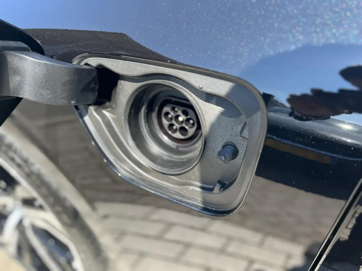 T6 Plug-in hybrid AWD Ultra Dark | Panoramadak | 360 Graden Camera | Demonstratie Auto | Climate Pack |