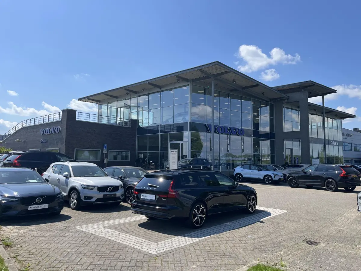 T6 Plug-in hybrid AWD Ultra Dark | Panoramadak | 360 Graden Camera | Demonstratie Auto | Climate Pack |