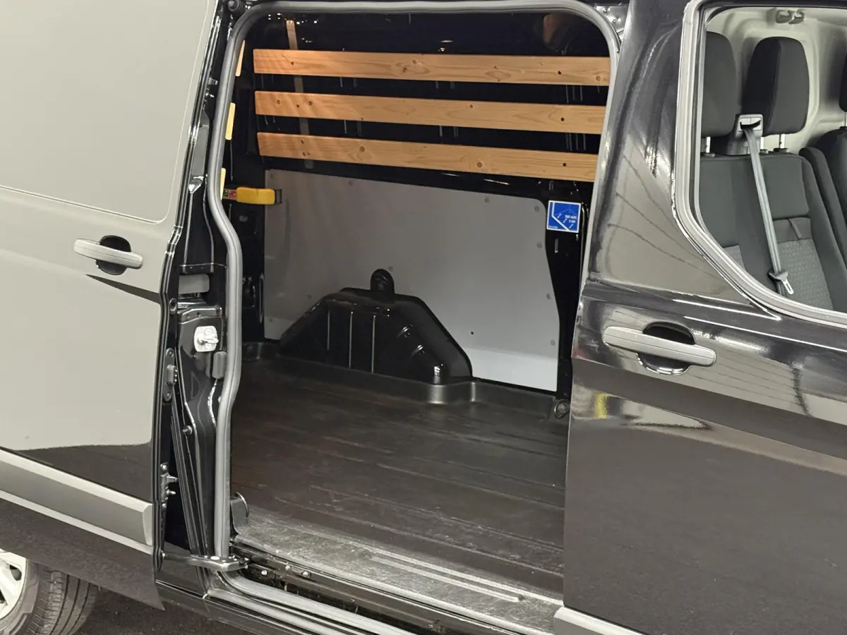 300 2.0 TDCI L2H1 Trend Automaat Airco Navigatie Cruise Control Camera Parkeersensoren