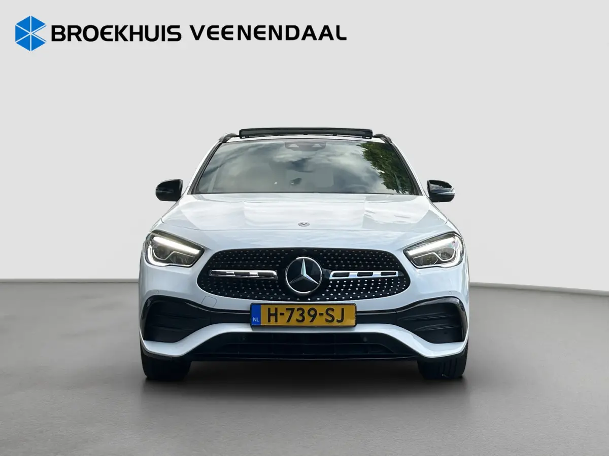 200 AMG Line | Panoramadak | Cruise Control | Camera |