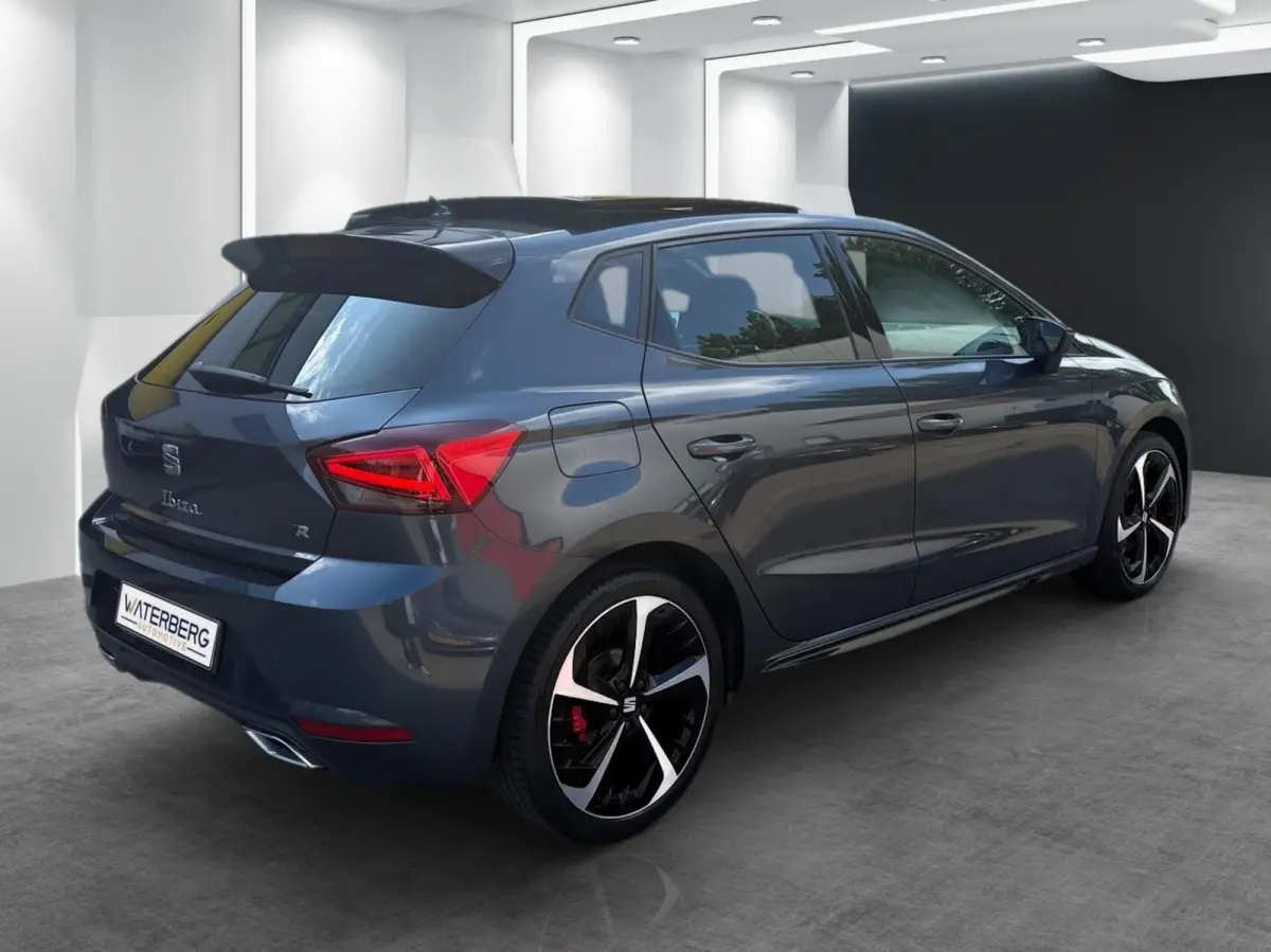 1.0 TSI FR Evo Plus*Pano*LED*Beats*Cam*Keyless*Carpaly*Alcantara*ACC*Lane