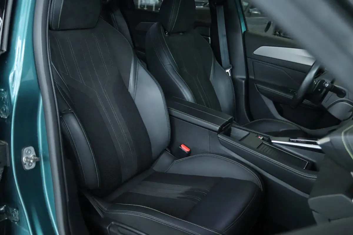1.2 Turbo GT Pack Business | Adapt. Cruise | Massage | Focal Audio | 360 Camera | Stoelverwarming | Elektr. klep | Memory | Matrix | Keyless | Portland |