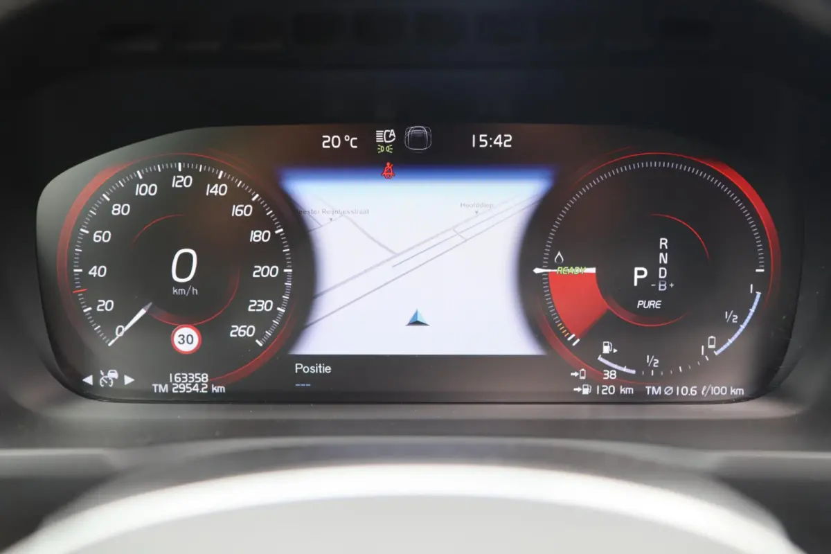 2.0 T8 Twin Engine 391 pk AWD R-Design Intro Edition 7 Persoons