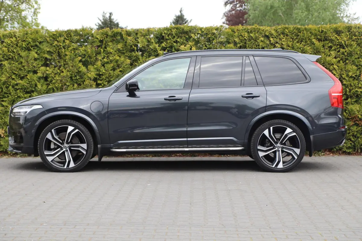 2.0 T8 Twin Engine 391 pk AWD R-Design Intro Edition 7 Persoons