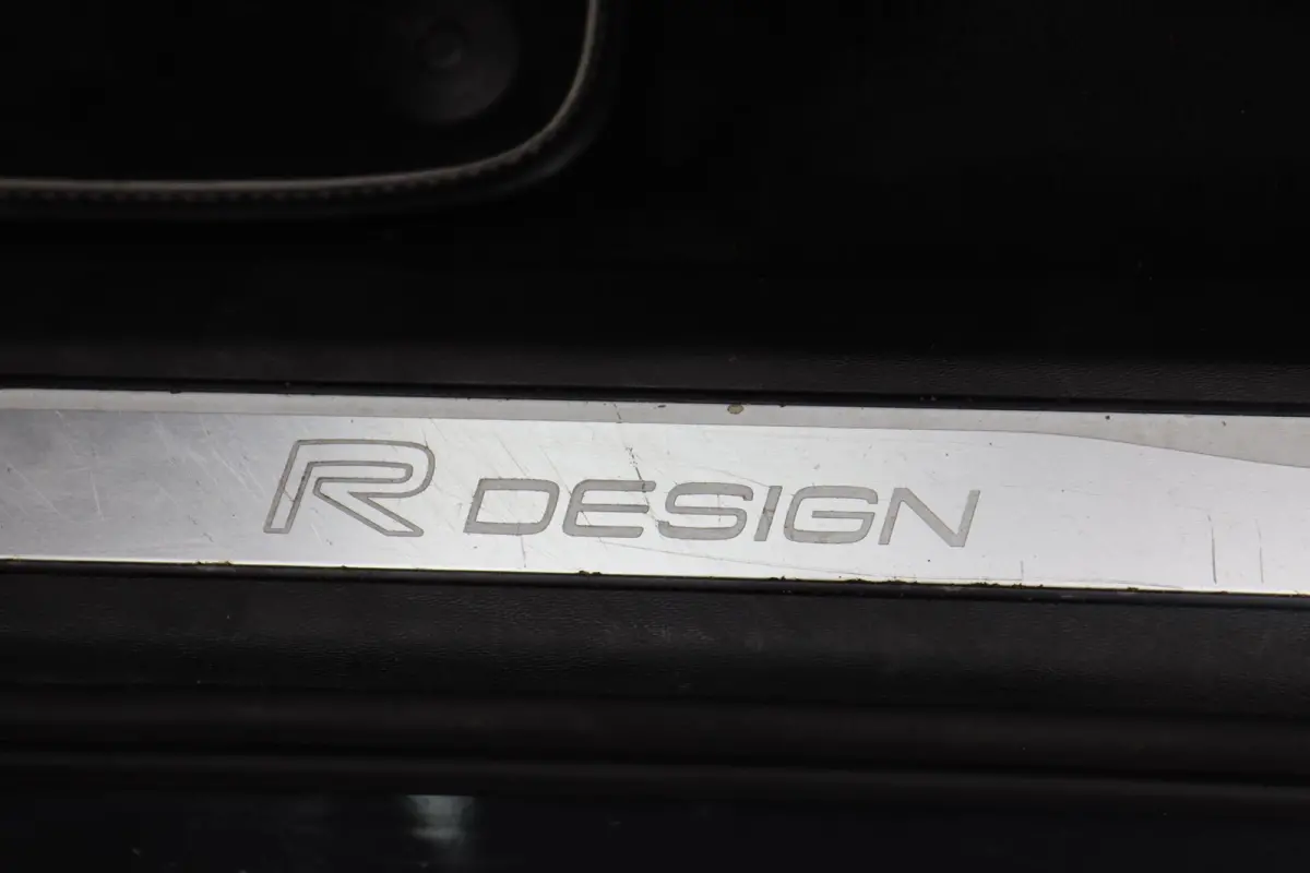 2.0 T8 Twin Engine 391 pk AWD R-Design Intro Edition 7 Persoons