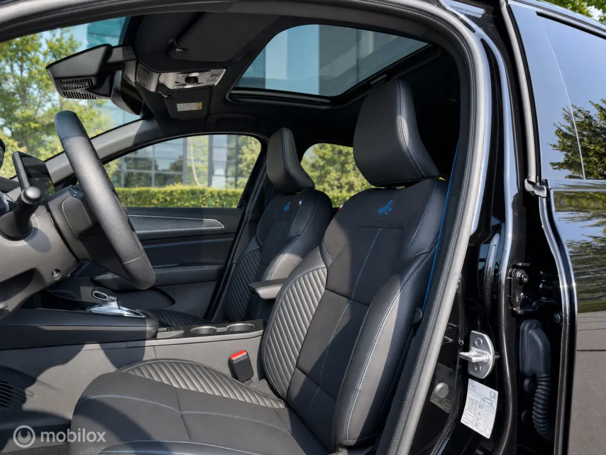 2025 Esprit Alpine Full Option Hybride