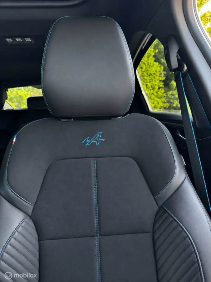 2025 Esprit Alpine Full Option Hybride