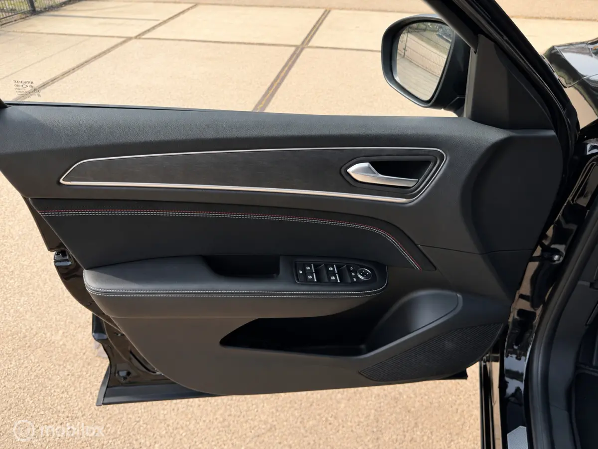 2025 Esprit Alpine Full Option Hybride