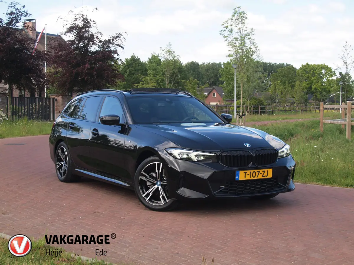 320e | LCI | M-Pakket | Panoramadak | Sfeerverlichting | Facelift |