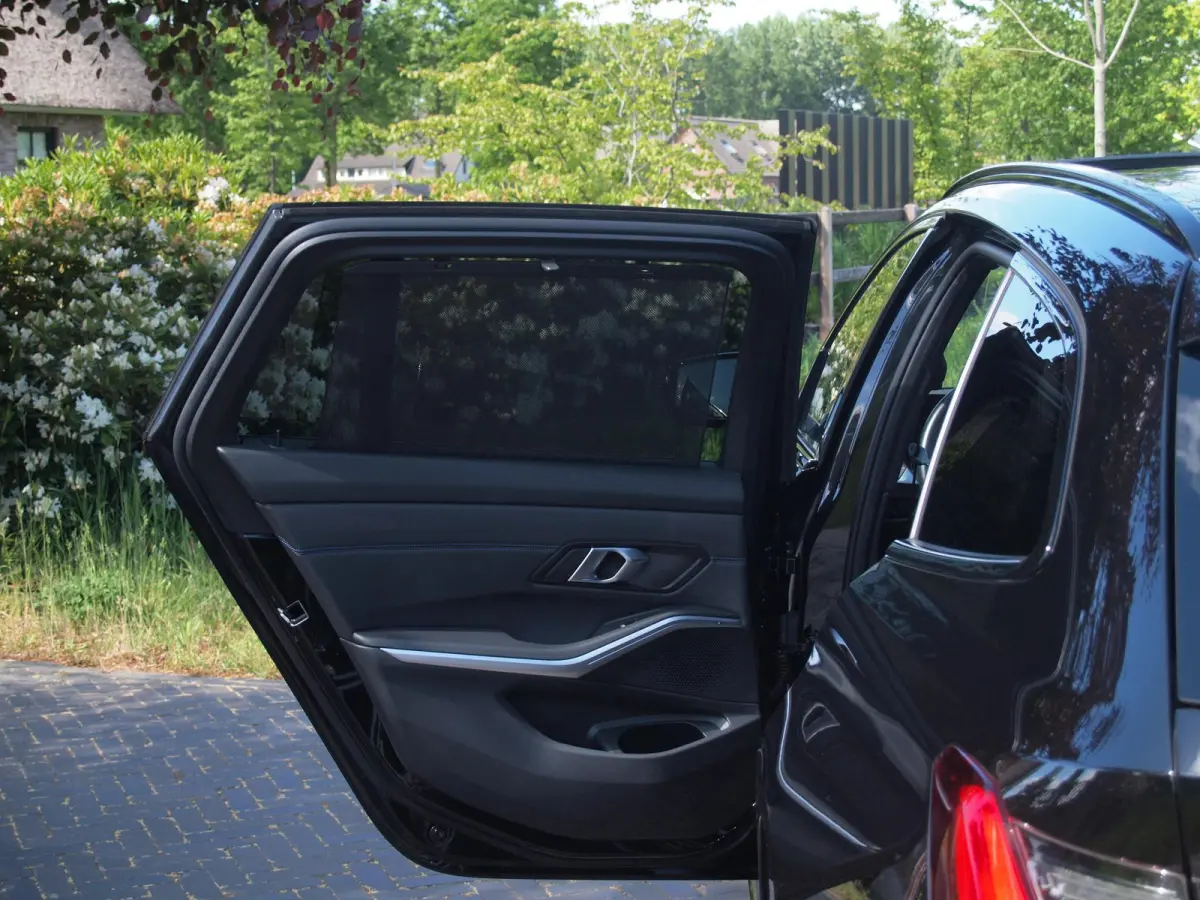 320e | LCI | M-Pakket | Panoramadak | Sfeerverlichting | Facelift |
