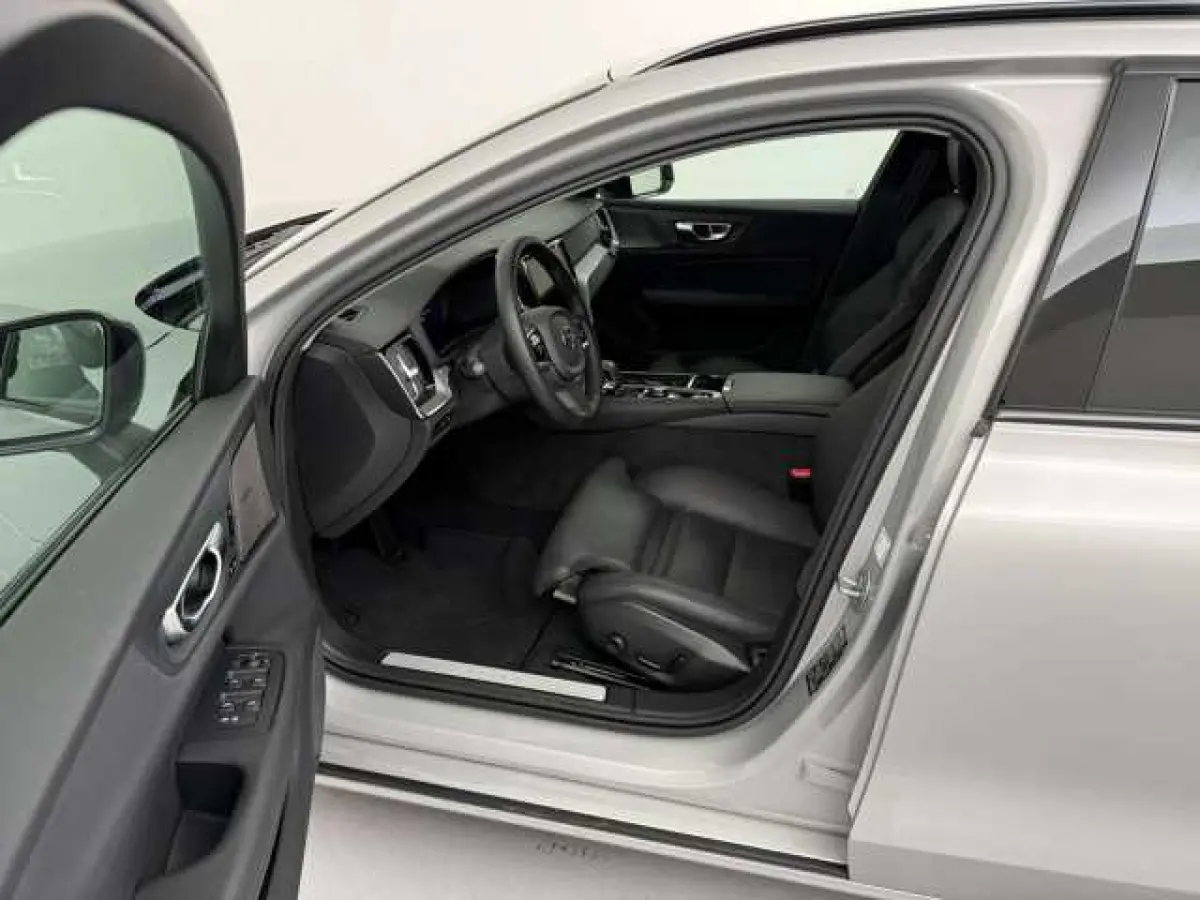 2.0 T8 Plug-in hybrid AWD Plus Dark ** LEDER, PANO, 360gr, 19-inch LMV, WINTER, MEMORY ** 1e EIG - UNFALLFREI ** ** INFORMEER OOK NAAR ONZE AANTREKKELIJKE FINANCIAL-LEASE TARIEVEN **