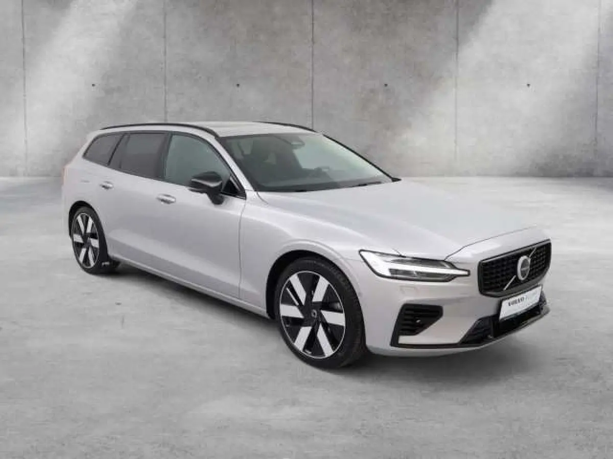 2.0 T8 Plug-in hybrid AWD Plus Dark ** LEDER, PANO, 360gr, 19-inch LMV, WINTER, MEMORY ** 1e EIG - UNFALLFREI ** ** INFORMEER OOK NAAR ONZE AANTREKKELIJKE FINANCIAL-LEASE TARIEVEN **
