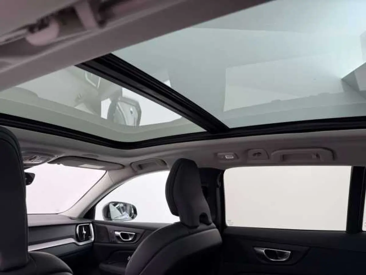 2.0 T8 Plug-in hybrid AWD Plus Dark ** LEDER, PANO, 360gr, 19-inch LMV, WINTER, MEMORY ** 1e EIG - UNFALLFREI ** ** INFORMEER OOK NAAR ONZE AANTREKKELIJKE FINANCIAL-LEASE TARIEVEN **