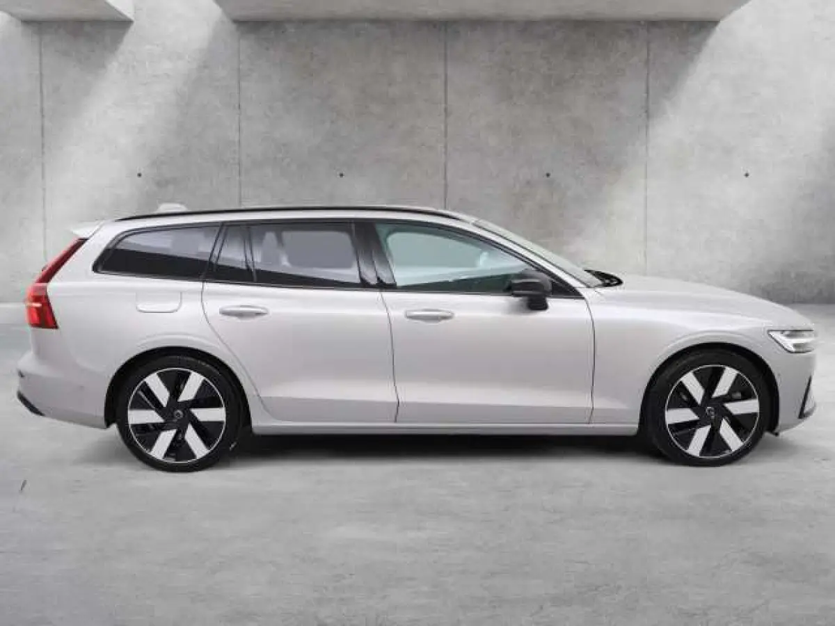 2.0 T8 Plug-in hybrid AWD Plus Dark ** LEDER, PANO, 360gr, 19-inch LMV, WINTER, MEMORY ** 1e EIG - UNFALLFREI ** ** INFORMEER OOK NAAR ONZE AANTREKKELIJKE FINANCIAL-LEASE TARIEVEN **