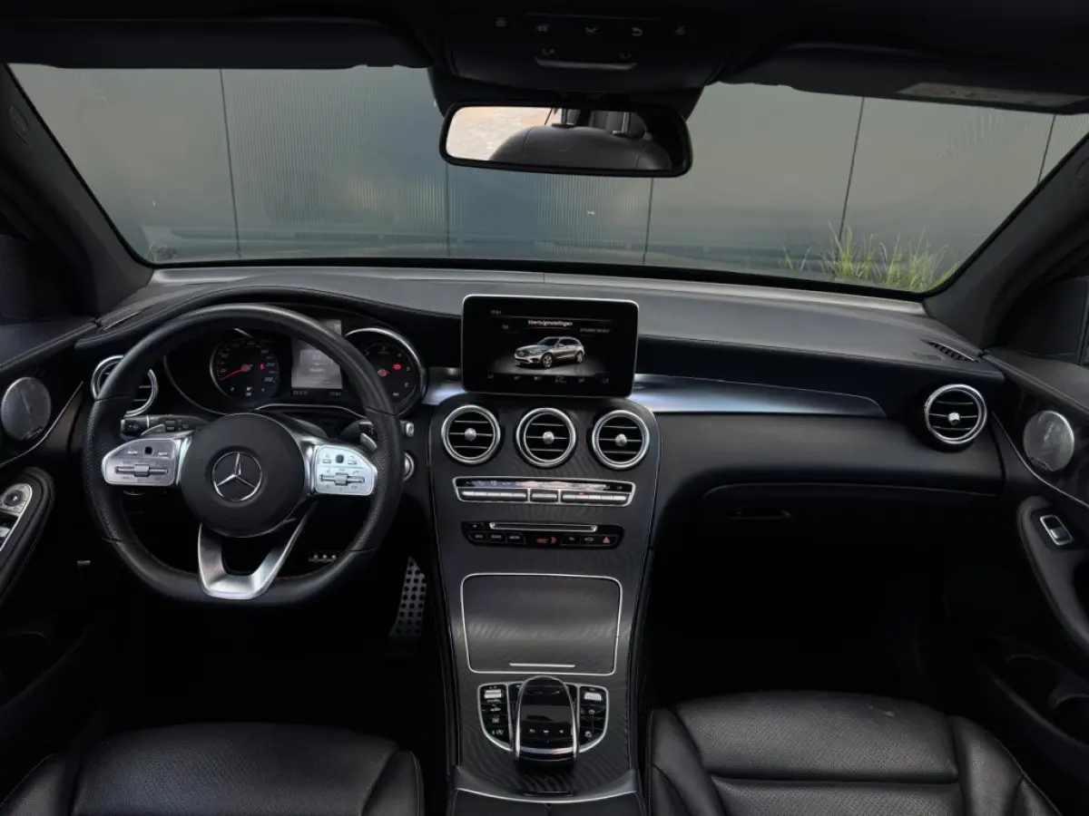 250 d 4M. AMG FULL Pano/MM/360Camera/ACC/ECC/Luchtvering