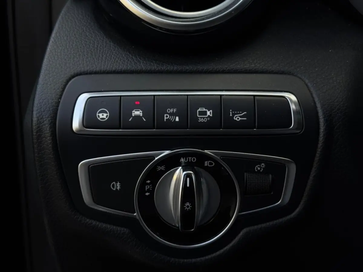 250 d 4M. AMG FULL Pano/MM/360Camera/ACC/ECC/Luchtvering