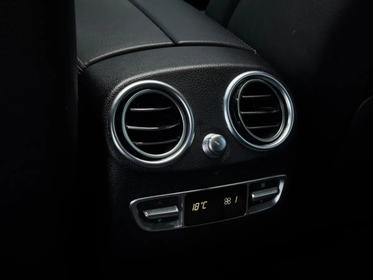 250 d 4M. AMG FULL Pano/MM/360Camera/ACC/ECC/Luchtvering