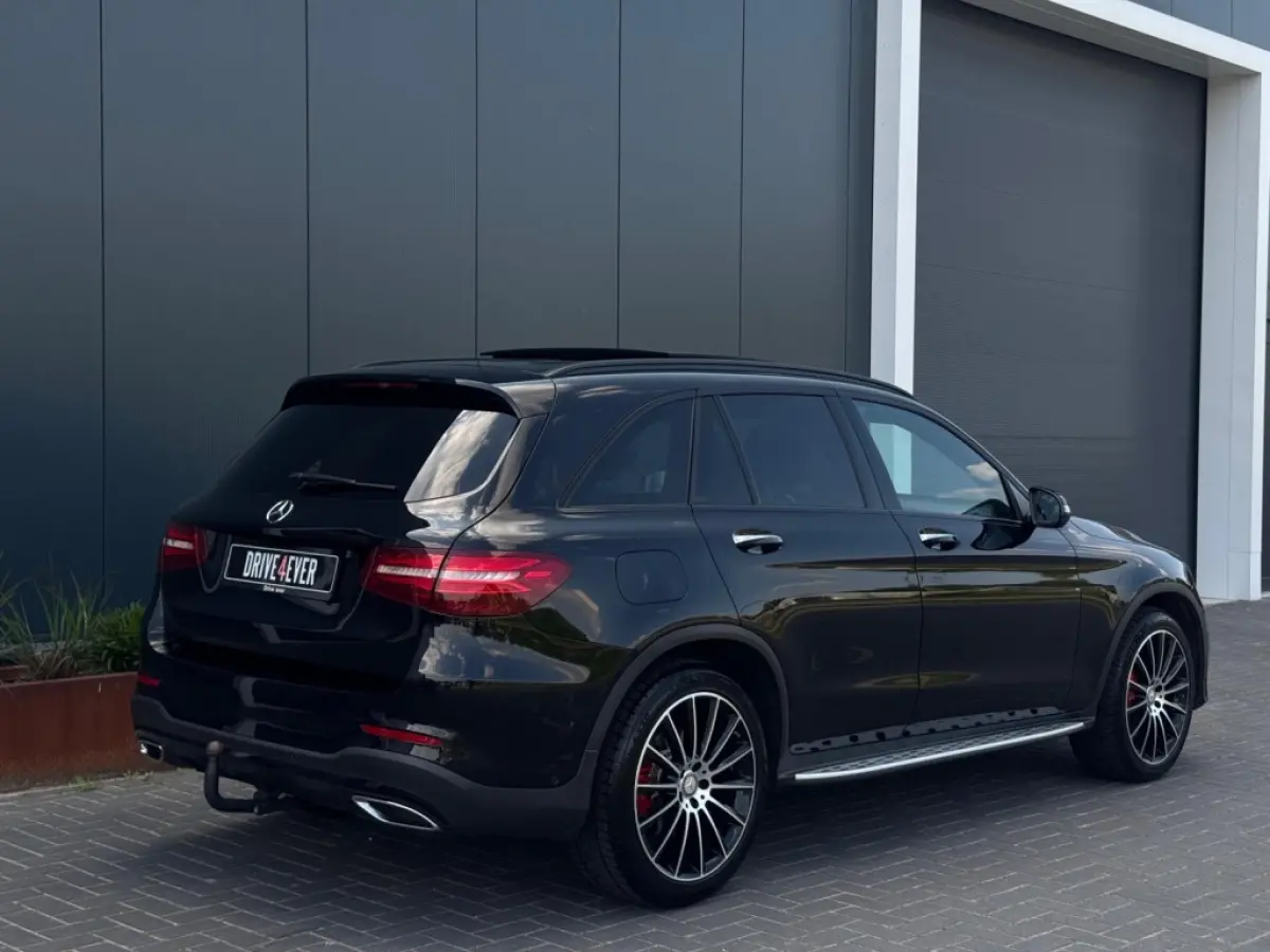 250 d 4M. AMG FULL Pano/MM/360Camera/ACC/ECC/Luchtvering