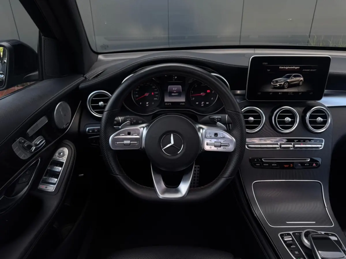 250 d 4M. AMG FULL Pano/MM/360Camera/ACC/ECC/Luchtvering