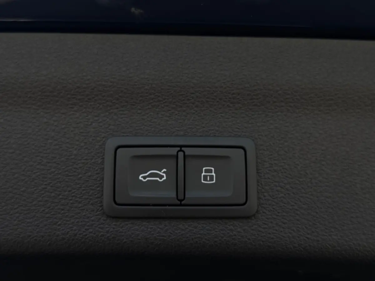 3.0 V6 55 TFSI 3x S line BTW FULL PANO NAVI CAMERA LEDER LED SPO