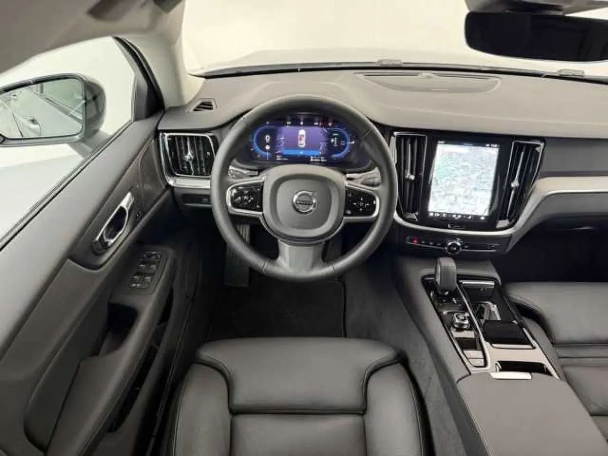 2.0 T8 Plug-in hybrid AWD Plus Dark ** LEDER, H&K Sound, 360gr, 19-inch LMV, WINTER, MEMORY ** 1e EIG - UNFALLFREI ** ** INFORMEER OOK NAAR ONZE AANTREKKELIJKE FINANCIAL-LEASE TARIEVEN **