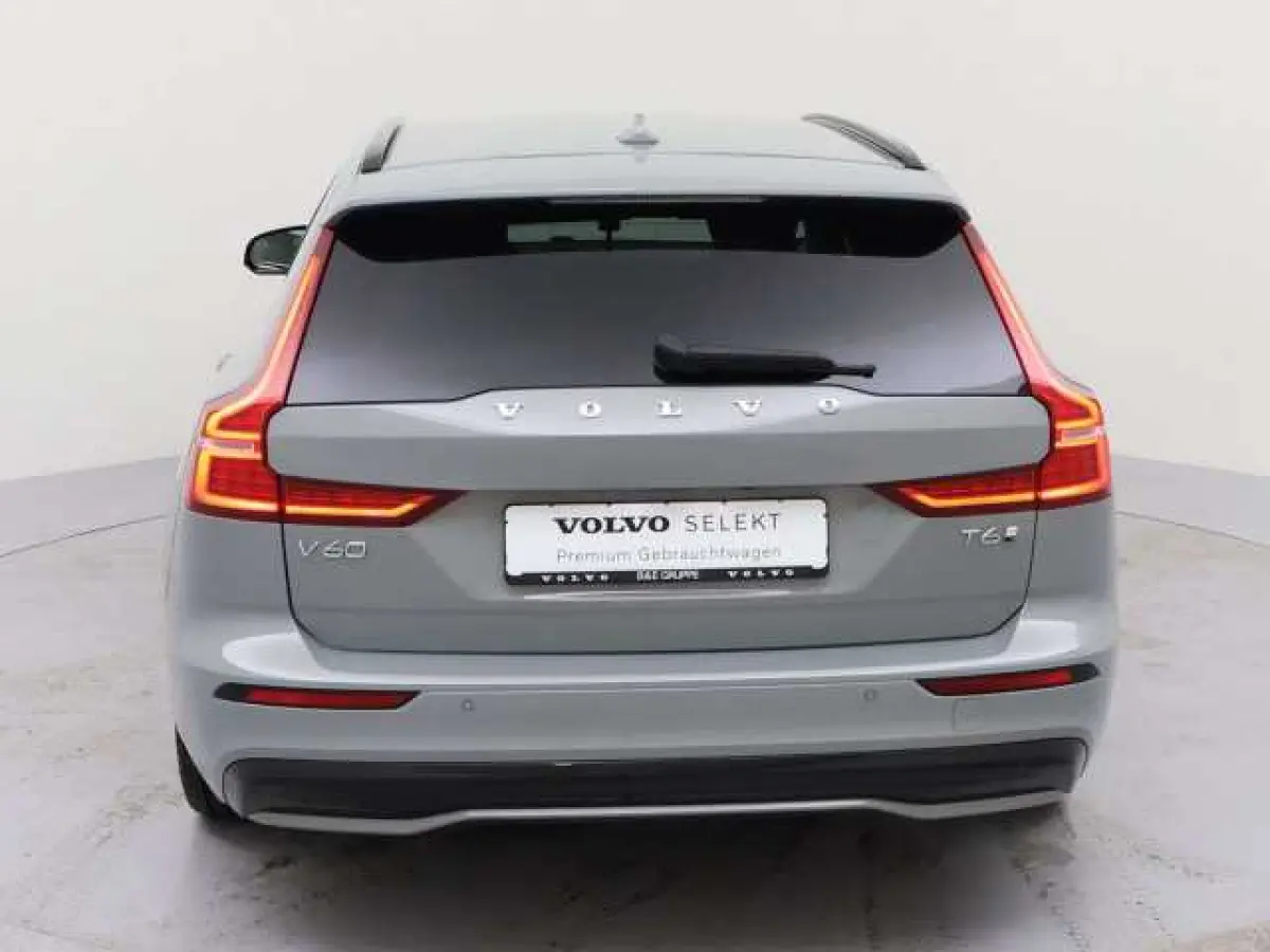 2.0 T8 Plug-in hybrid AWD Plus Dark ** LEDER, H&K Sound, 360gr, 19-inch LMV, WINTER, MEMORY ** 1e EIG - UNFALLFREI ** ** INFORMEER OOK NAAR ONZE AANTREKKELIJKE FINANCIAL-LEASE TARIEVEN **