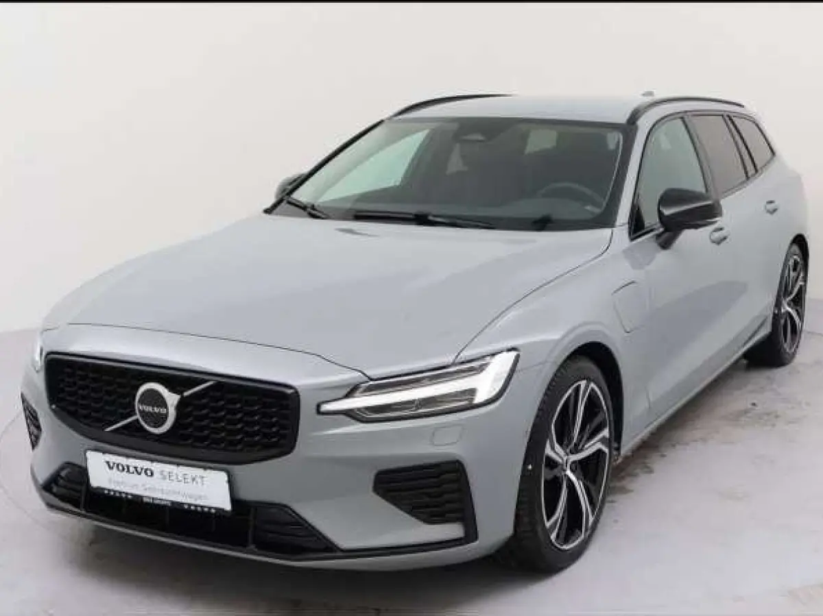 2.0 T8 Plug-in hybrid AWD Plus Dark ** LEDER, H&K Sound, 360gr, 19-inch LMV, WINTER, MEMORY ** 1e EIG - UNFALLFREI ** ** INFORMEER OOK NAAR ONZE AANTREKKELIJKE FINANCIAL-LEASE TARIEVEN **