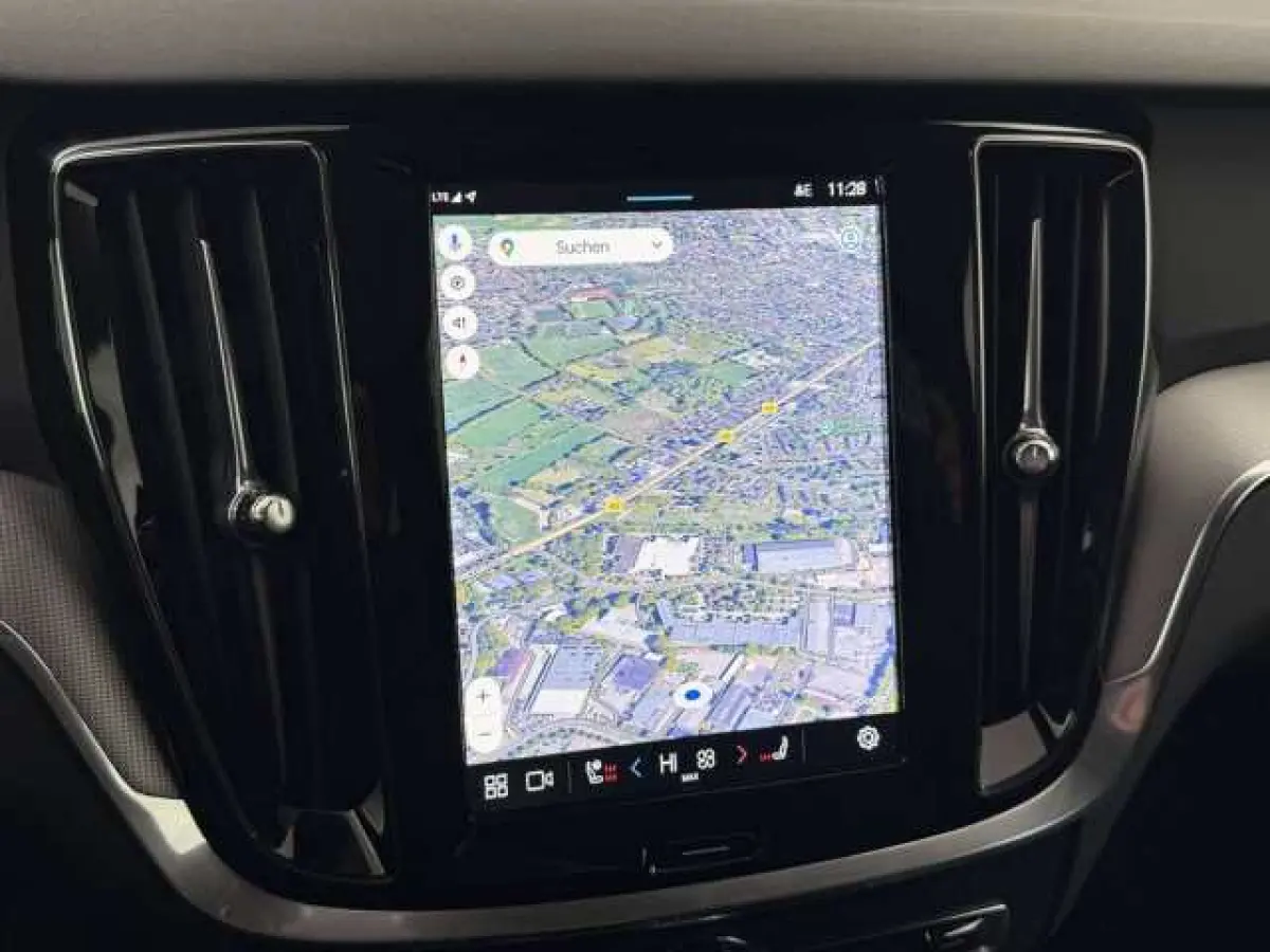 2.0 T8 Plug-in hybrid AWD Plus Dark ** LEDER, H&K Sound, 360gr, 19-inch LMV, WINTER, MEMORY ** 1e EIG - UNFALLFREI ** ** INFORMEER OOK NAAR ONZE AANTREKKELIJKE FINANCIAL-LEASE TARIEVEN **