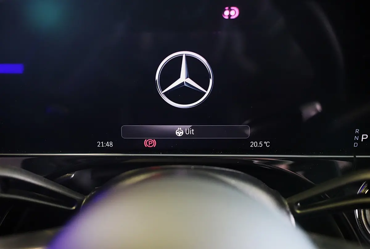 300 e AMG 53 Look / HYPERSCREEN / BURMESTER / Head Up / 360 Camera / Aug Reality / Pano / 22 Inch