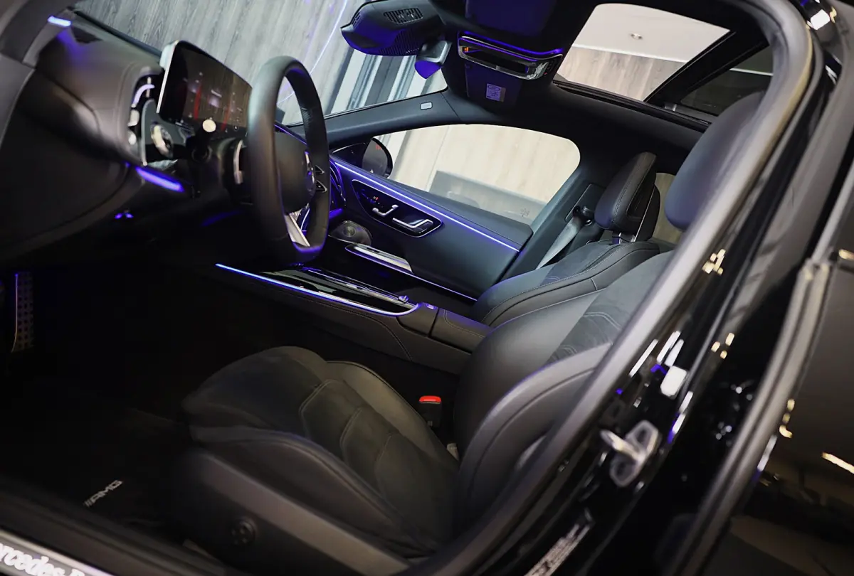 300 e AMG 53 Look / HYPERSCREEN / BURMESTER / Head Up / 360 Camera / Aug Reality / Pano / 22 Inch